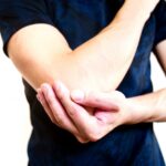 肘の外側の痛みの理由